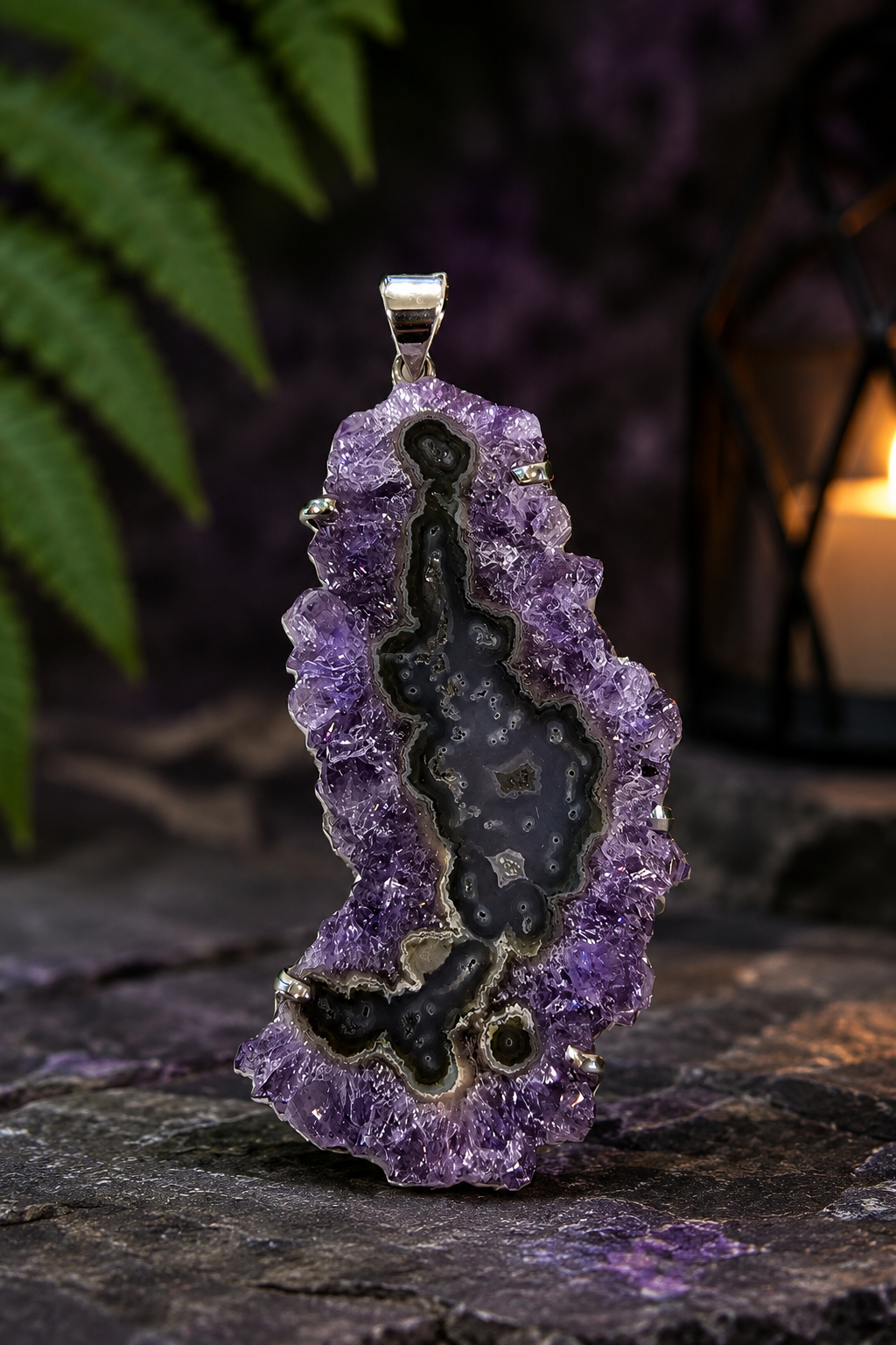 Amethyst accent image